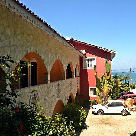 Pousada Casa De Pedra Boicucanga Eksteriør billede